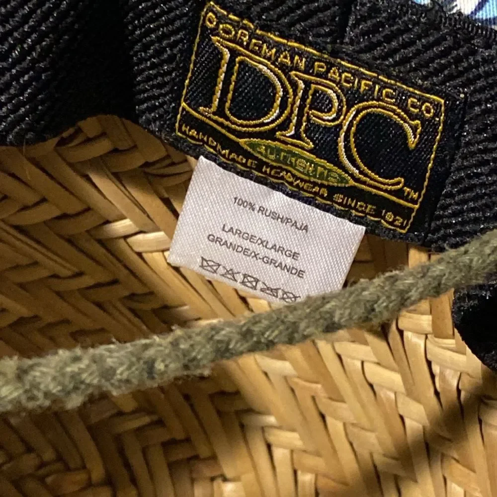 Dorfman Pacific Co Authentic 100% Rush/Paja Hawaiian Pineapples Size L/XL